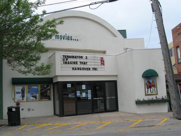 Charlevoix Cinema III